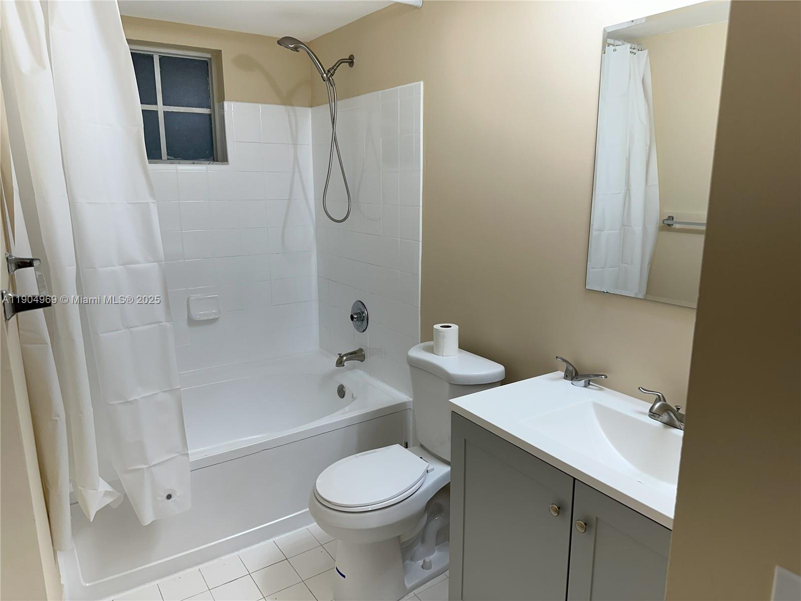 Photo of 17150 Bay Rd #2122, Sunny Isles Beach, Florida, 33160 -