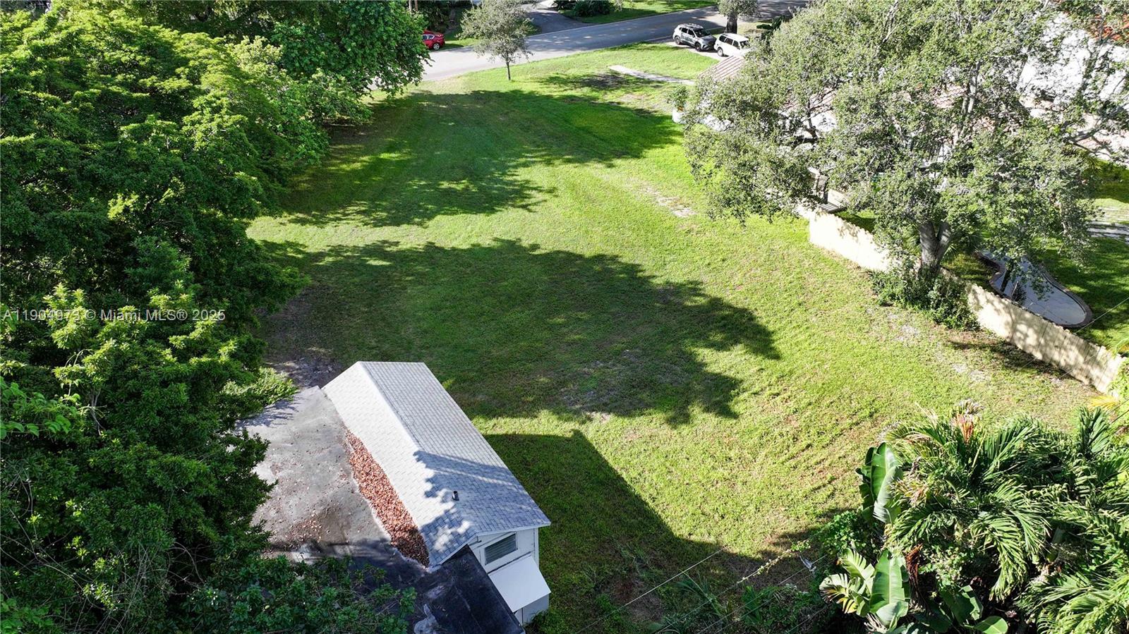 See details   /   sq. ft. $ 2025-10-29 0 Photo