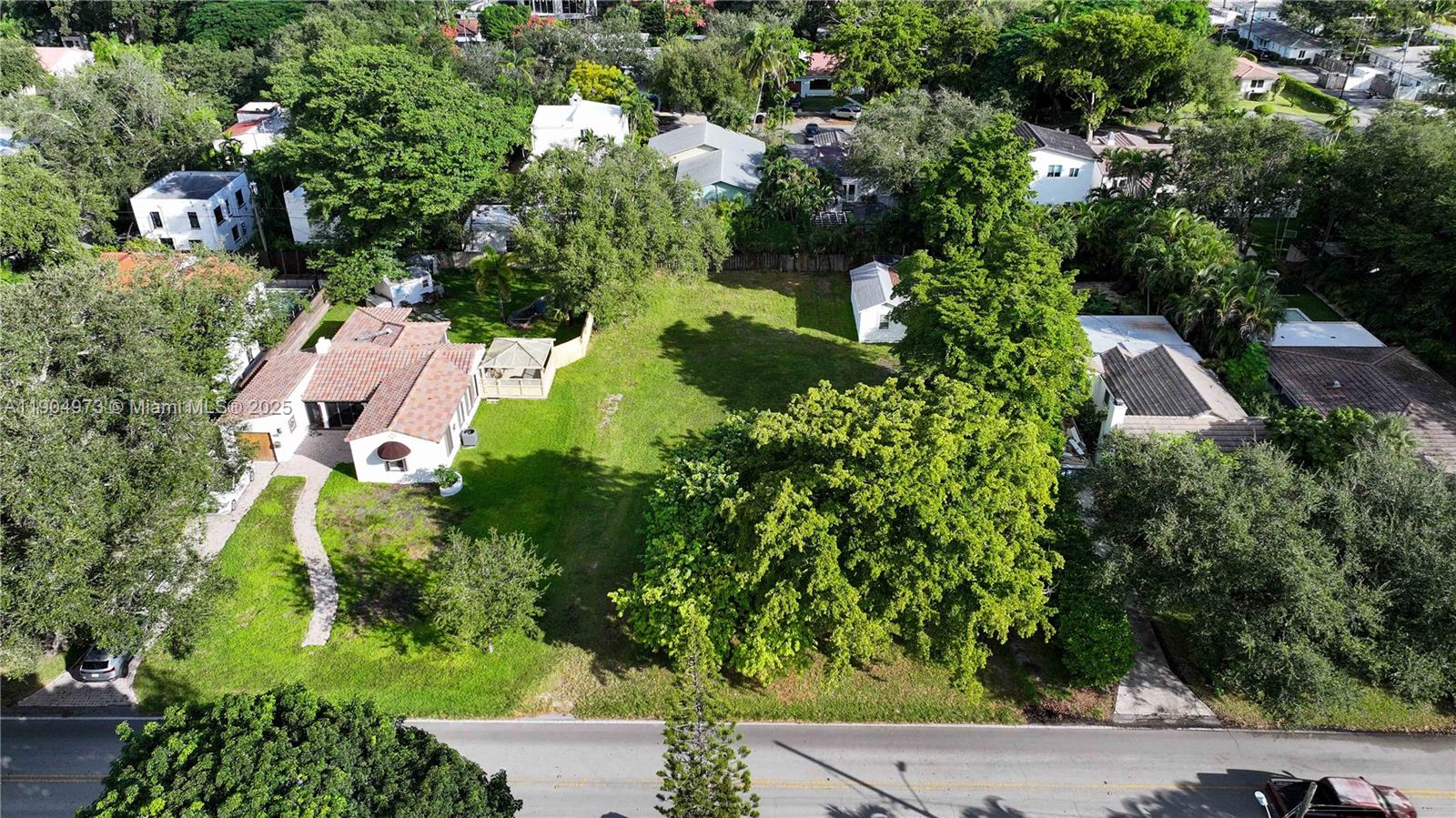 See details   /   sq. ft. $ 2025-10-29 0 Photo