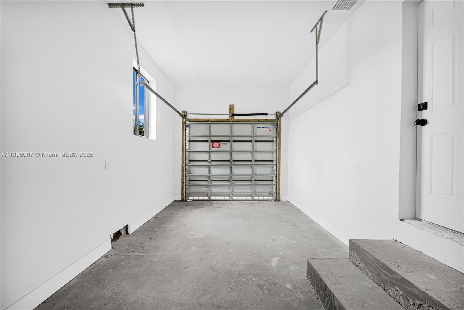   /  1719 sq. ft. $ 2025-10-29 0 Photo