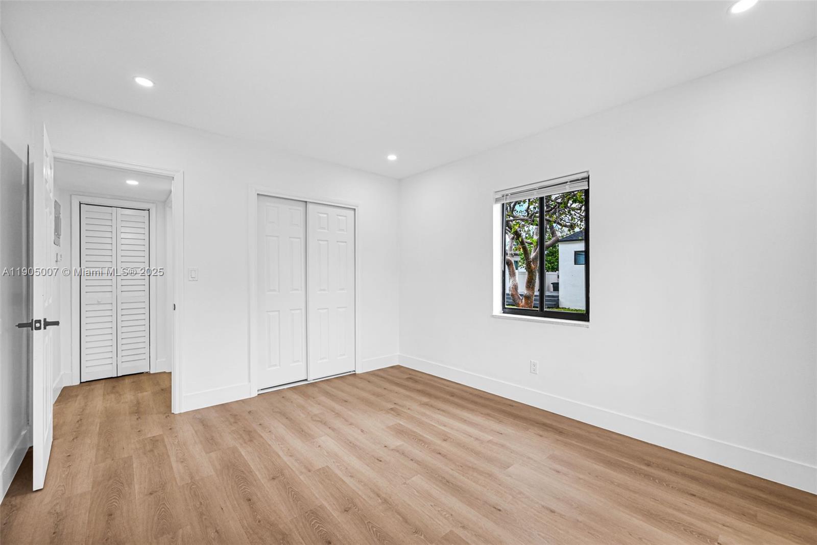   /  1719 sq. ft. $ 2025-10-29 0 Photo