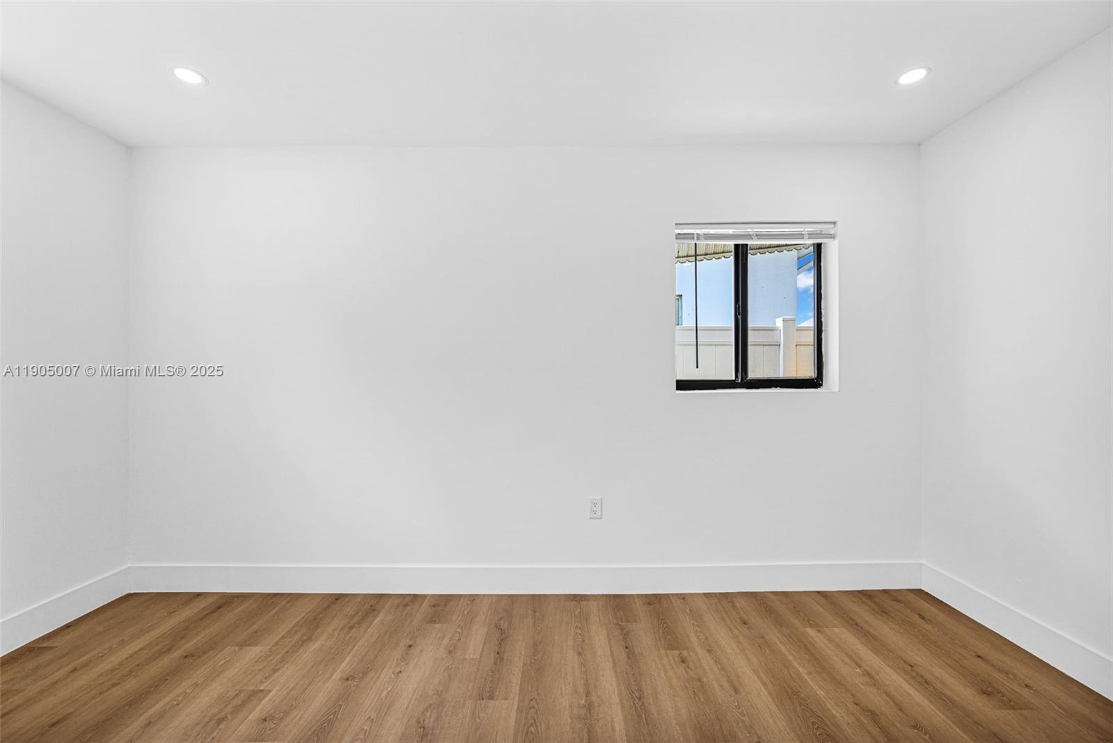   /  1719 sq. ft. $ 2025-10-29 0 Photo