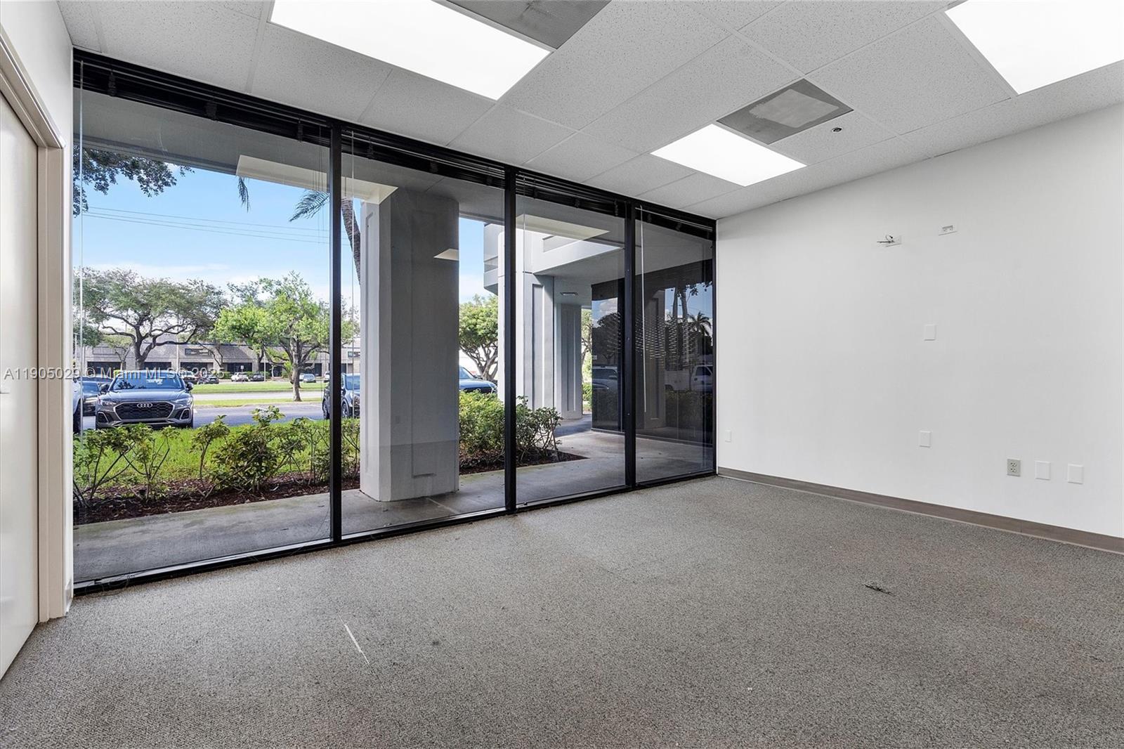 Ver detalles 4  /   sq. ft. $ 2025-10-29 0 foto