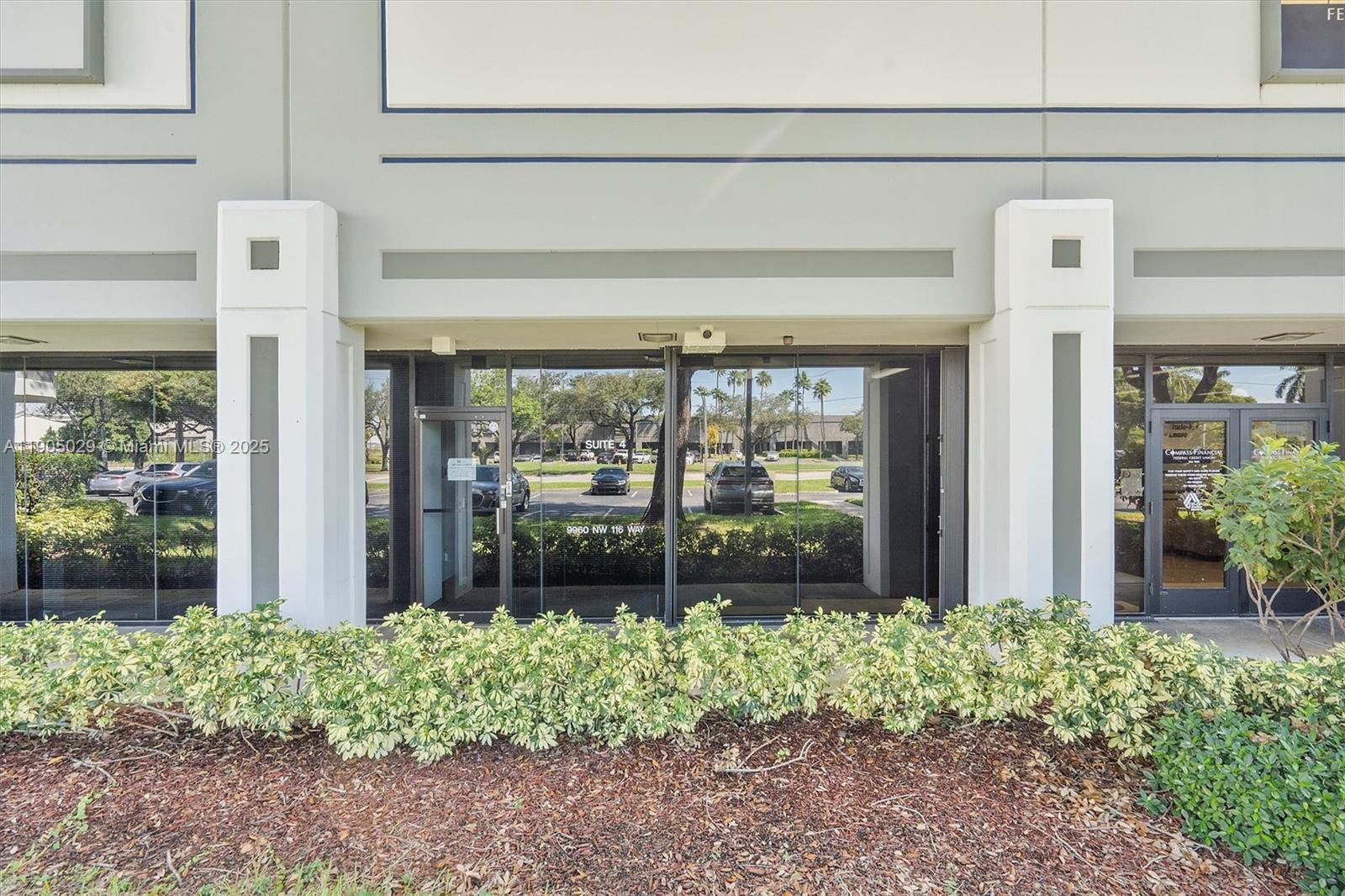 Ver detalles 4  /   sq. ft. $ 2025-10-29 0 foto