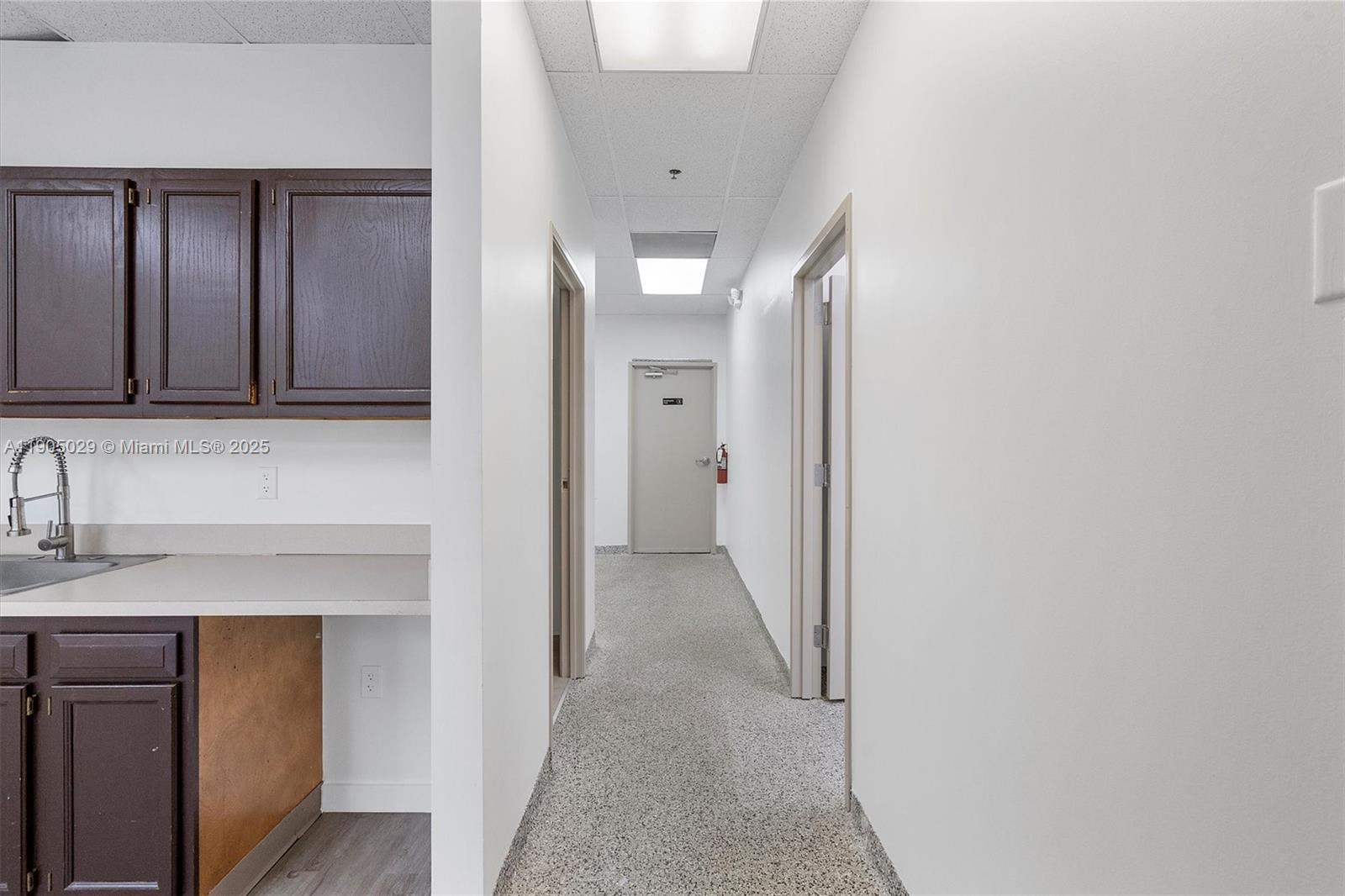 Ver detalles 4  /   sq. ft. $ 2025-10-29 0 foto