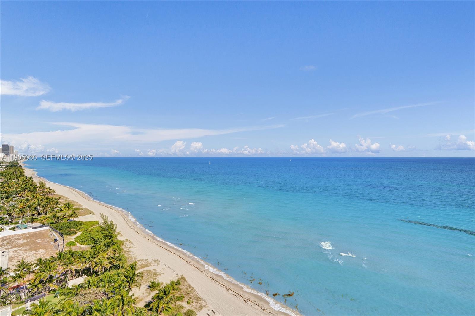 Подробнее 16 4 / 6 4992 кв.футов $ 2025-10-29 0 Фото