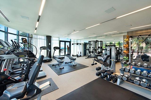 Подробнее 16 4 / 6 4992 кв.футов $ 2025-10-29 0 Фото