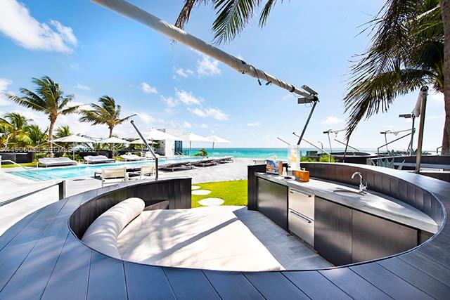 Подробнее 16 4 / 6 4992 кв.футов $ 2025-10-29 0 Фото