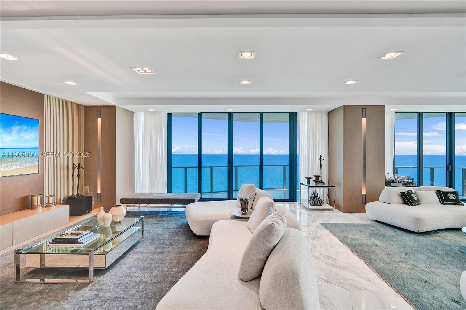 Подробнее 16 4 / 6 4992 кв.футов $ 2025-10-29 0 Фото