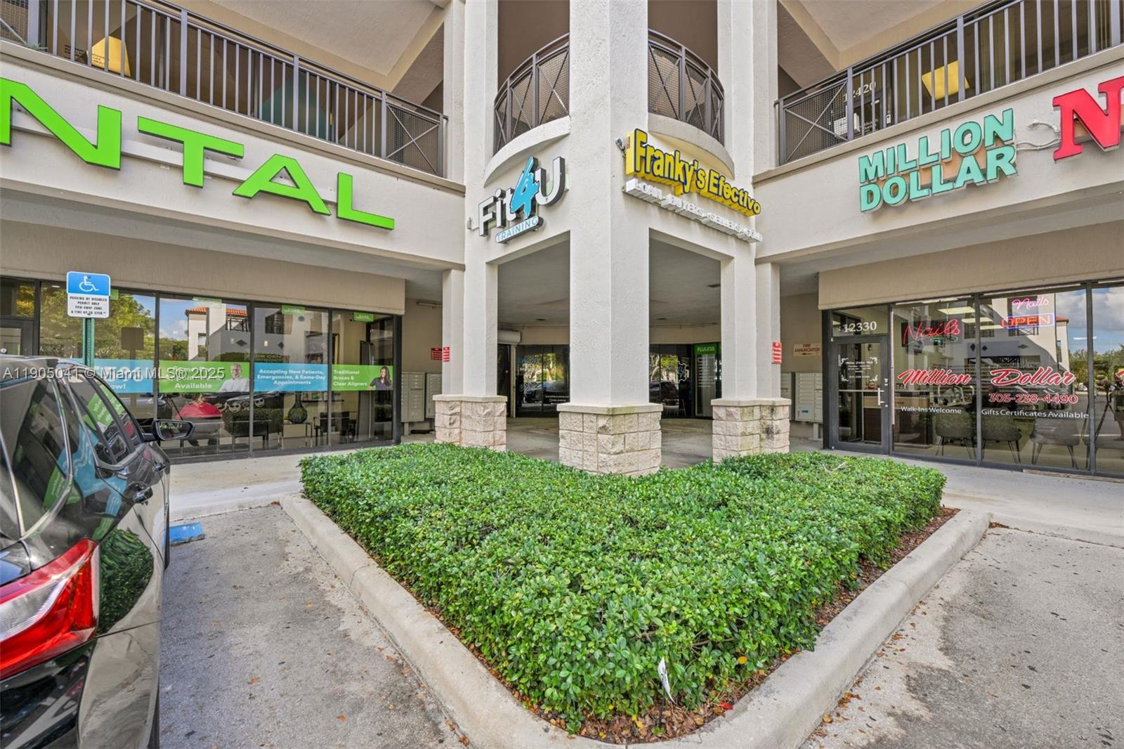 See details / sq. ft. $ 2025-10-29 0 Photo