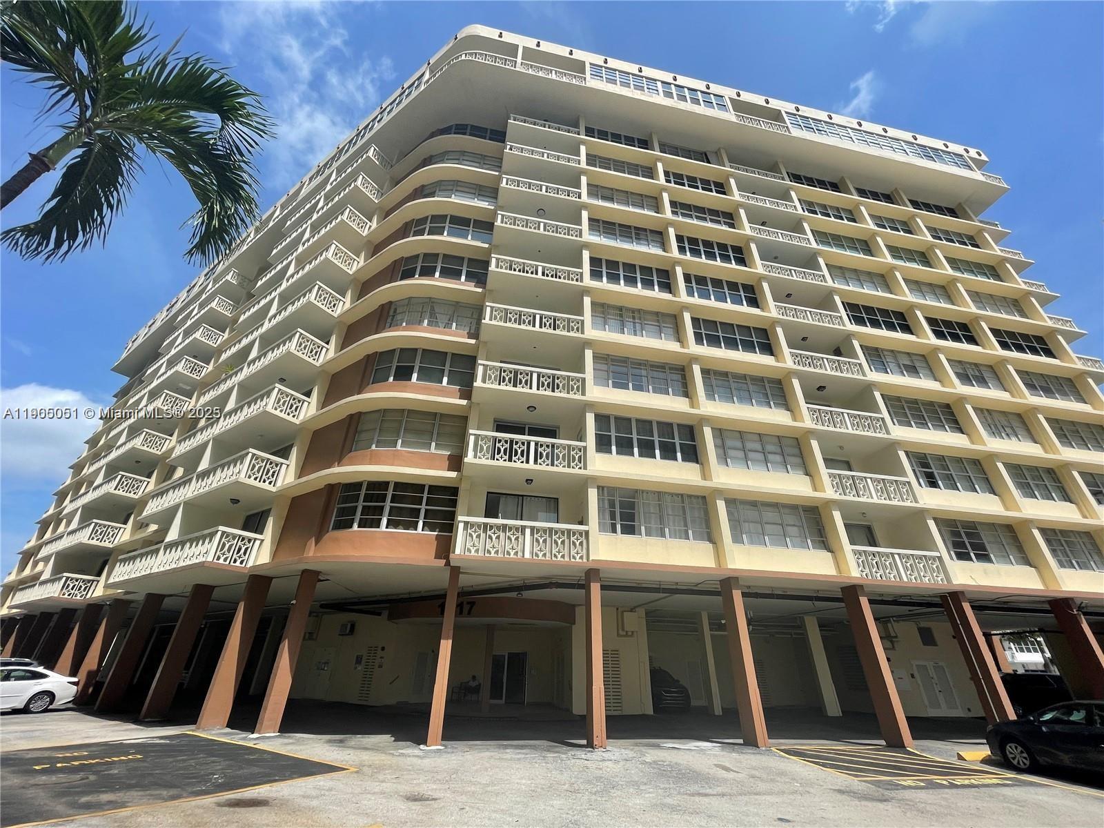 Photo of 1817 Ocean Dr  #922, Hallandale Beach, Florida, 33009 - 