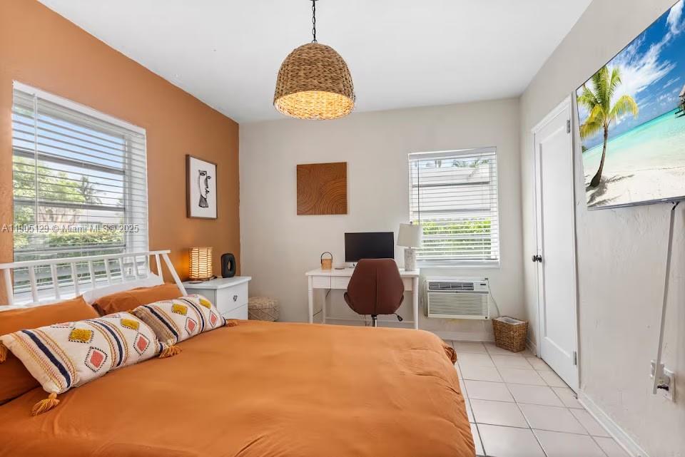 See details 402 2 / 1 884 sq. ft. $ 2025-10-29 0 Photo