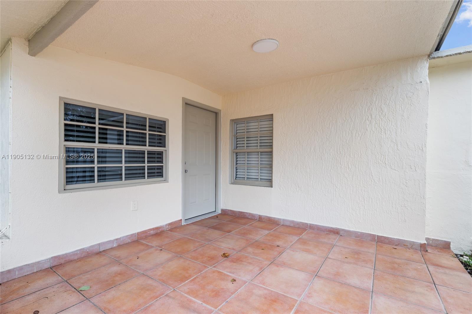 Ver detalles / 2306 sq. ft. $ 2025-10-29 0 foto