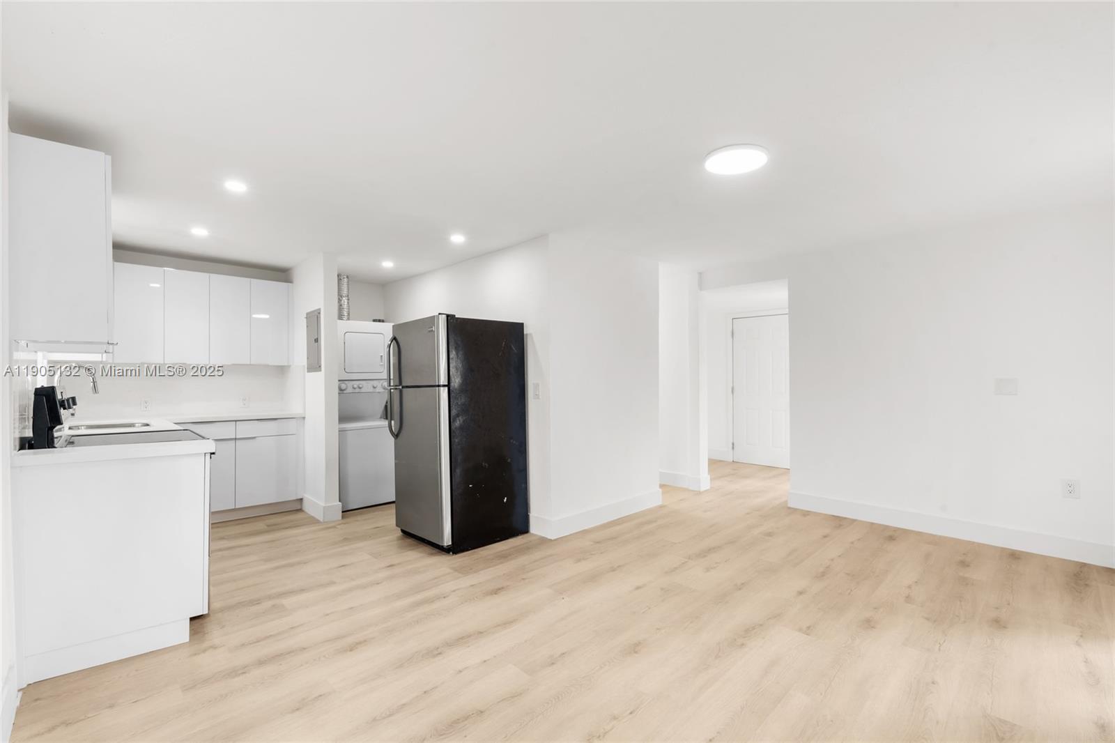 Ver detalles / 2306 sq. ft. $ 2025-10-29 0 foto