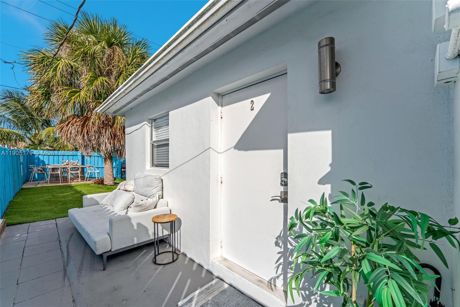   /  1585 sq. ft. $ 2025-10-30 0 Photo