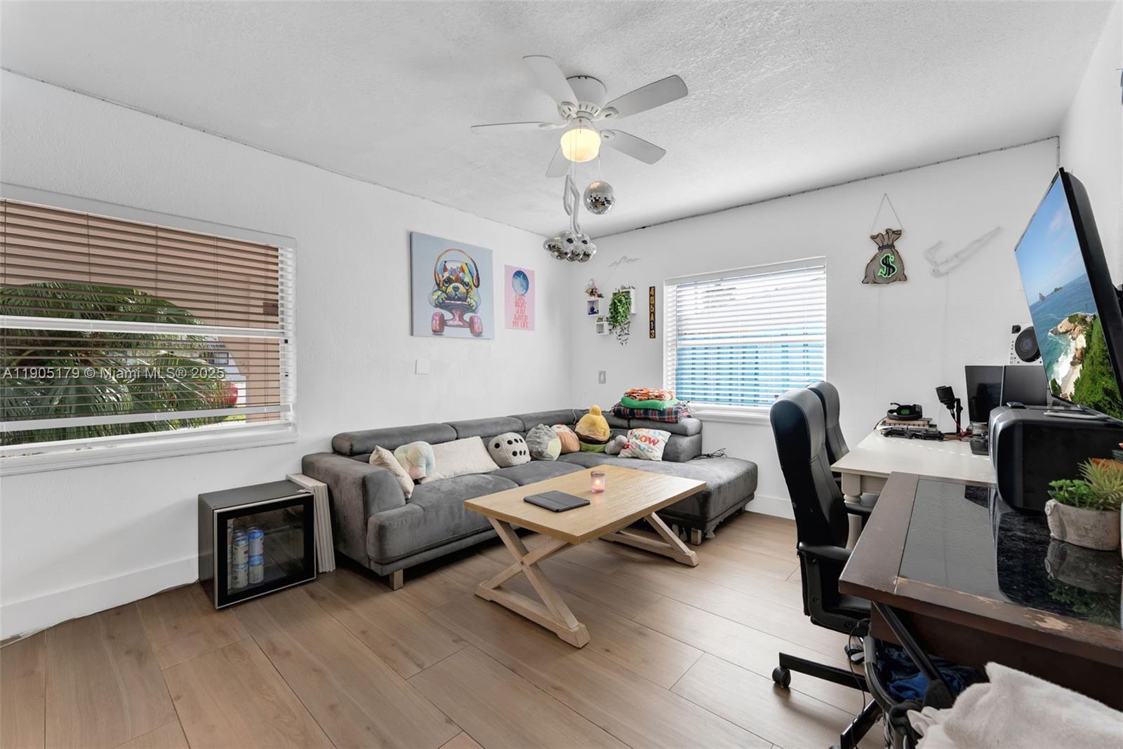   /  1585 sq. ft. $ 2025-10-30 0 Photo