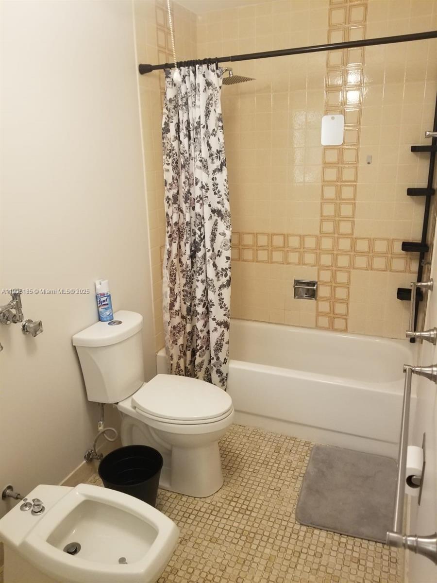 Photo of 2500 Parkview Dr  #2517, Hallandale Beach, Florida, 33009 - 