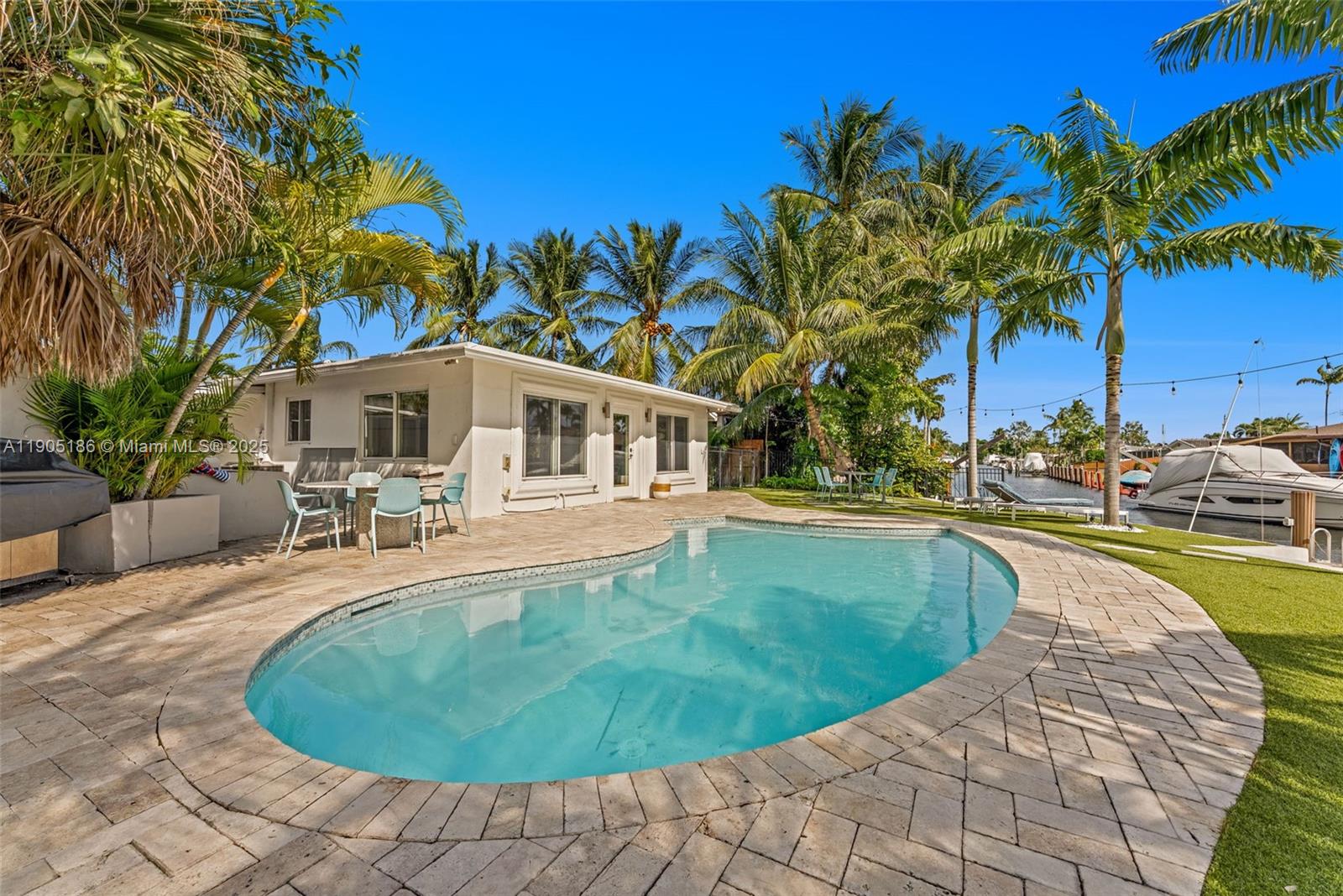   /  2266 sq. ft. $ 2025-10-30 0 Photo