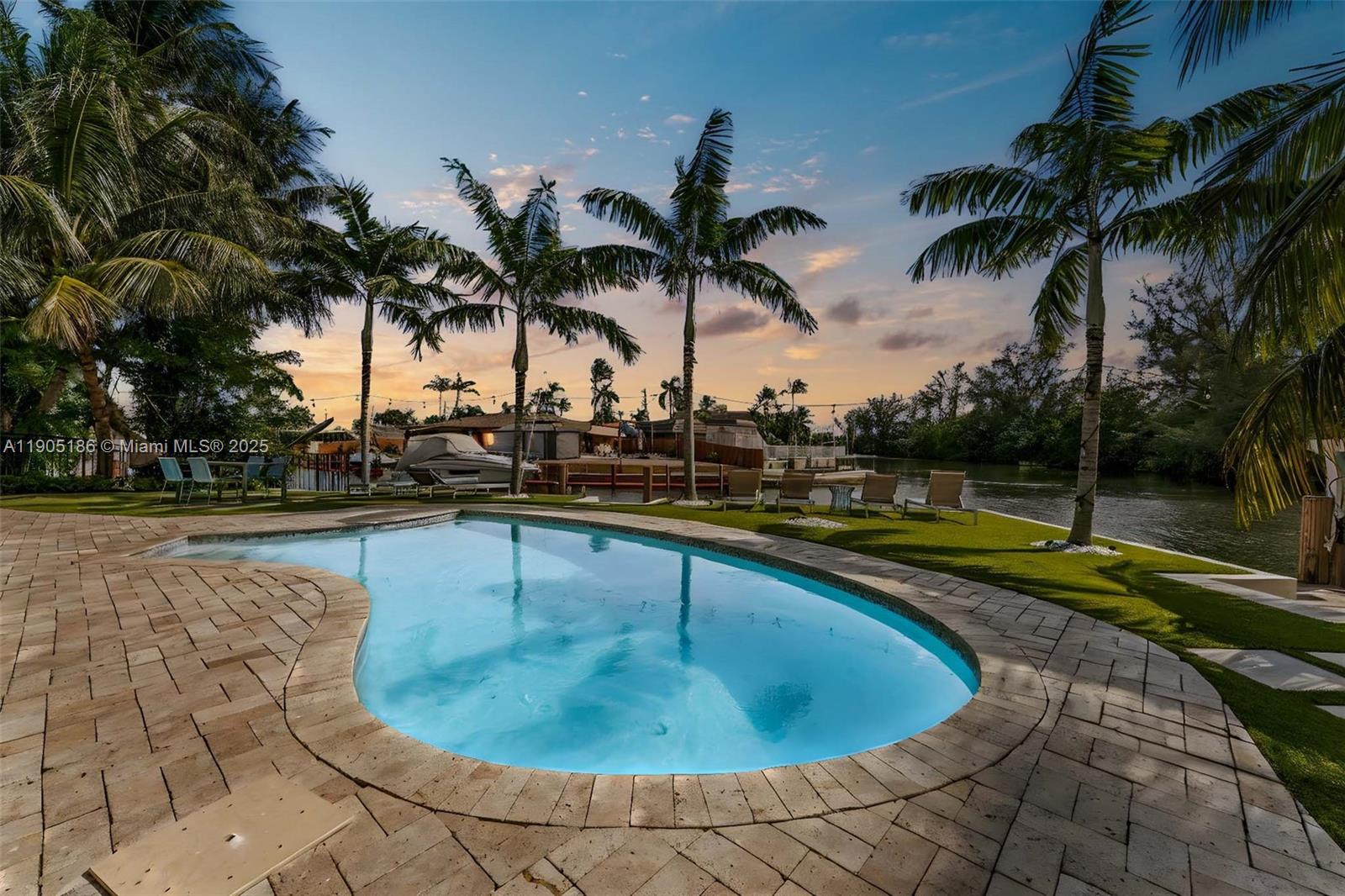   /  2266 sq. ft. $ 2025-10-30 0 Photo