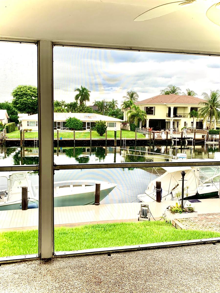   / 6 6390 sq. ft. $ 2026-01-19 0 foto