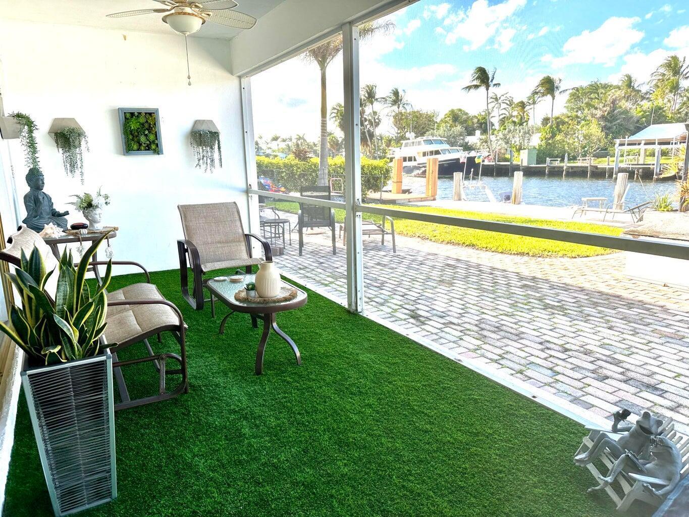   / 6 6390 sq. ft. $ 2026-01-19 0 foto