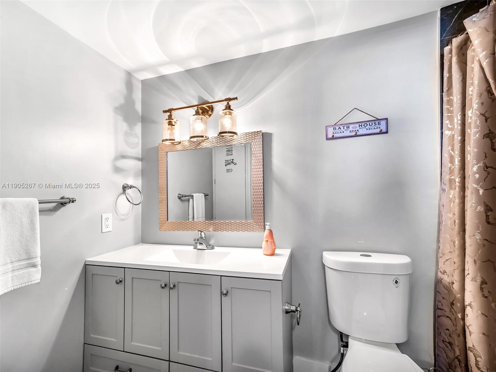 907 3 / 2 1714 sq. ft. $ 2025-10-30 0 Photo