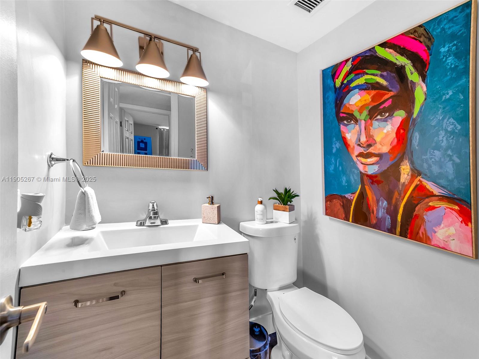 907 3 / 2 1714 sq. ft. $ 2025-10-30 0 Photo