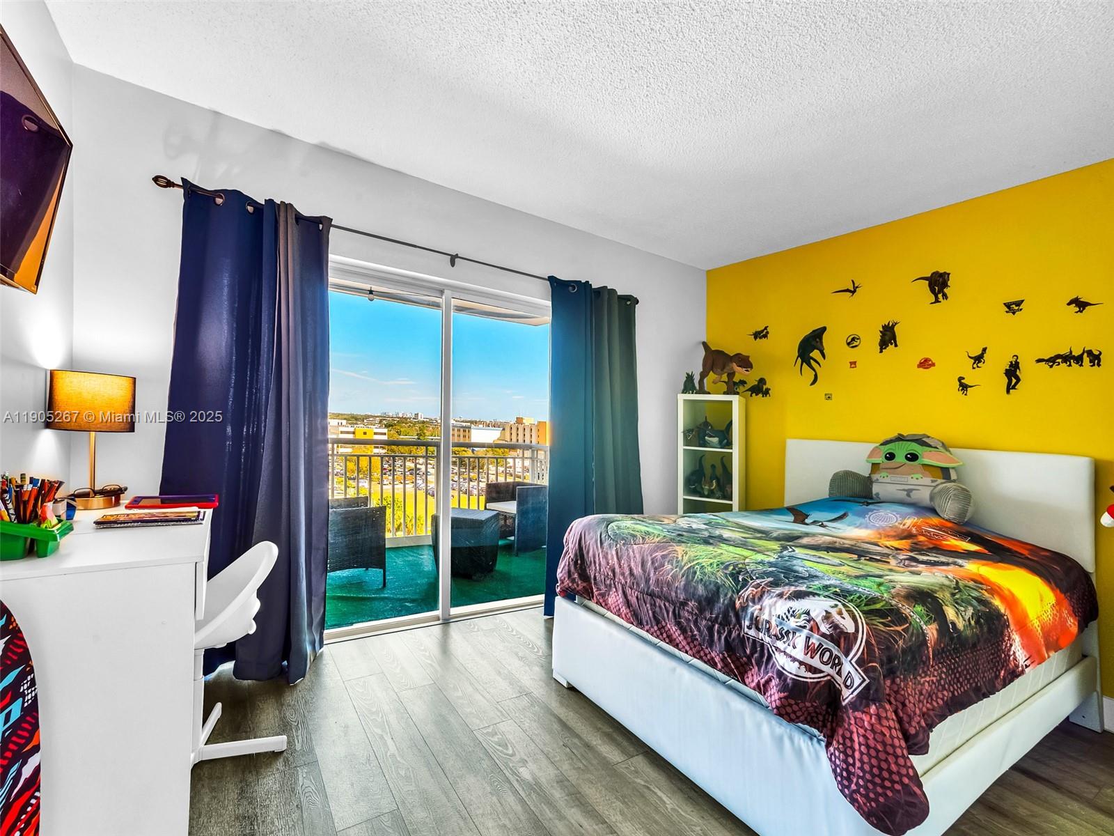 907 3 / 2 1714 sq. ft. $ 2025-10-30 0 Photo