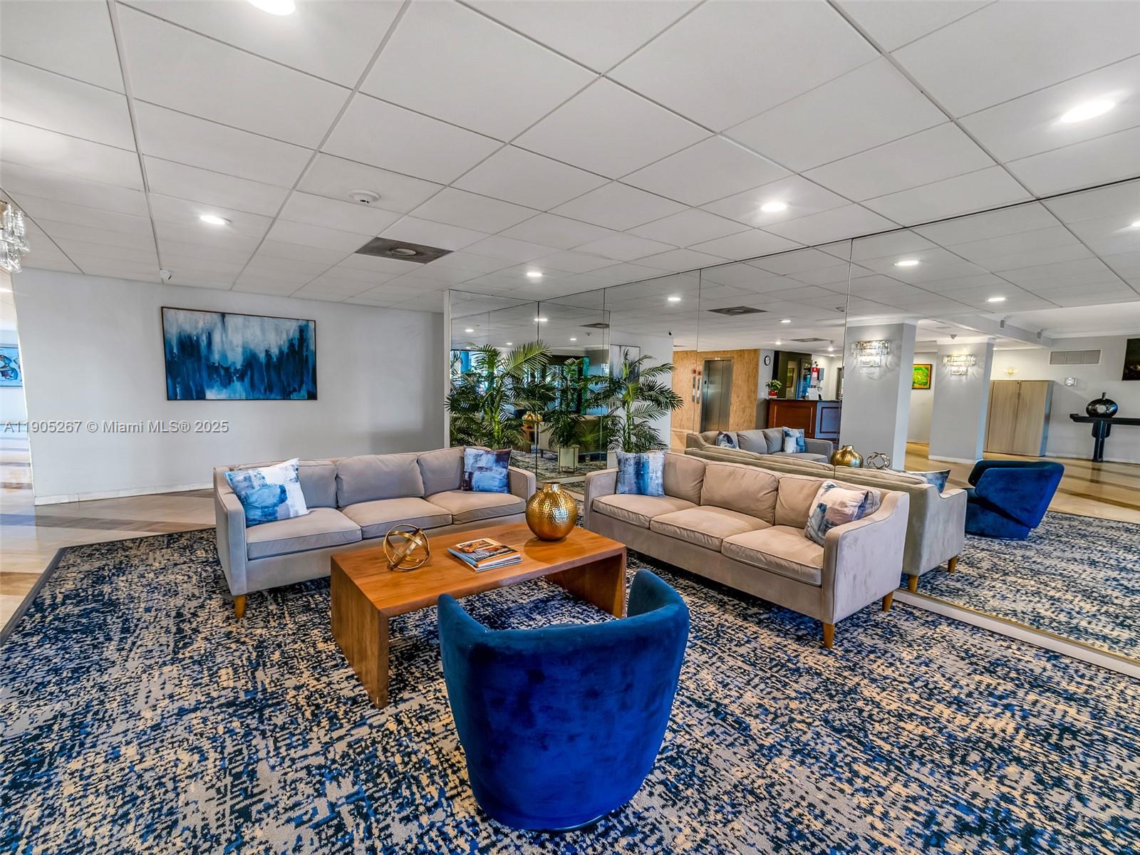 907 3 / 2 1714 sq. ft. $ 2025-10-30 0 Photo