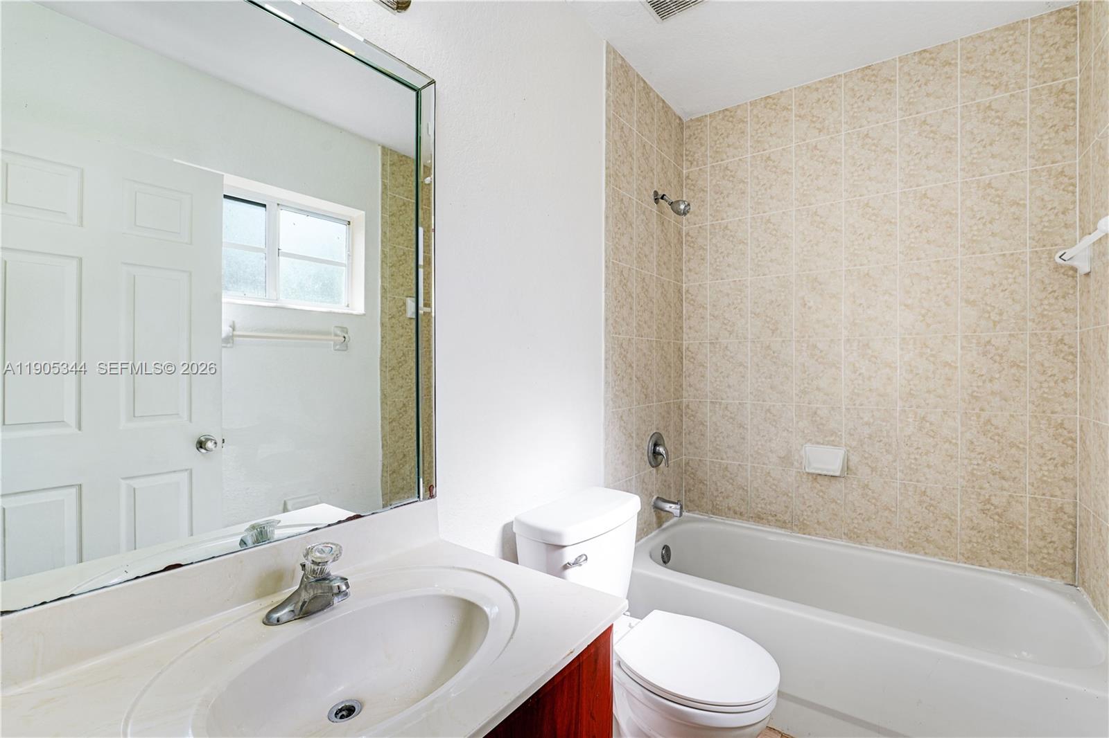 See details / 1527 sq. ft. $ 2026-05-18 0 Photo
