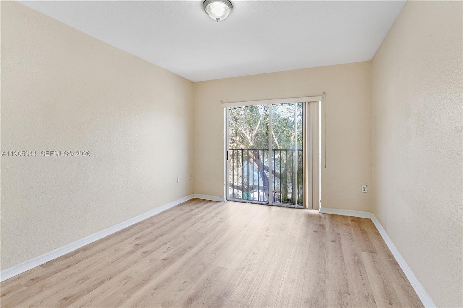 See details / 1527 sq. ft. $ 2026-05-18 0 Photo