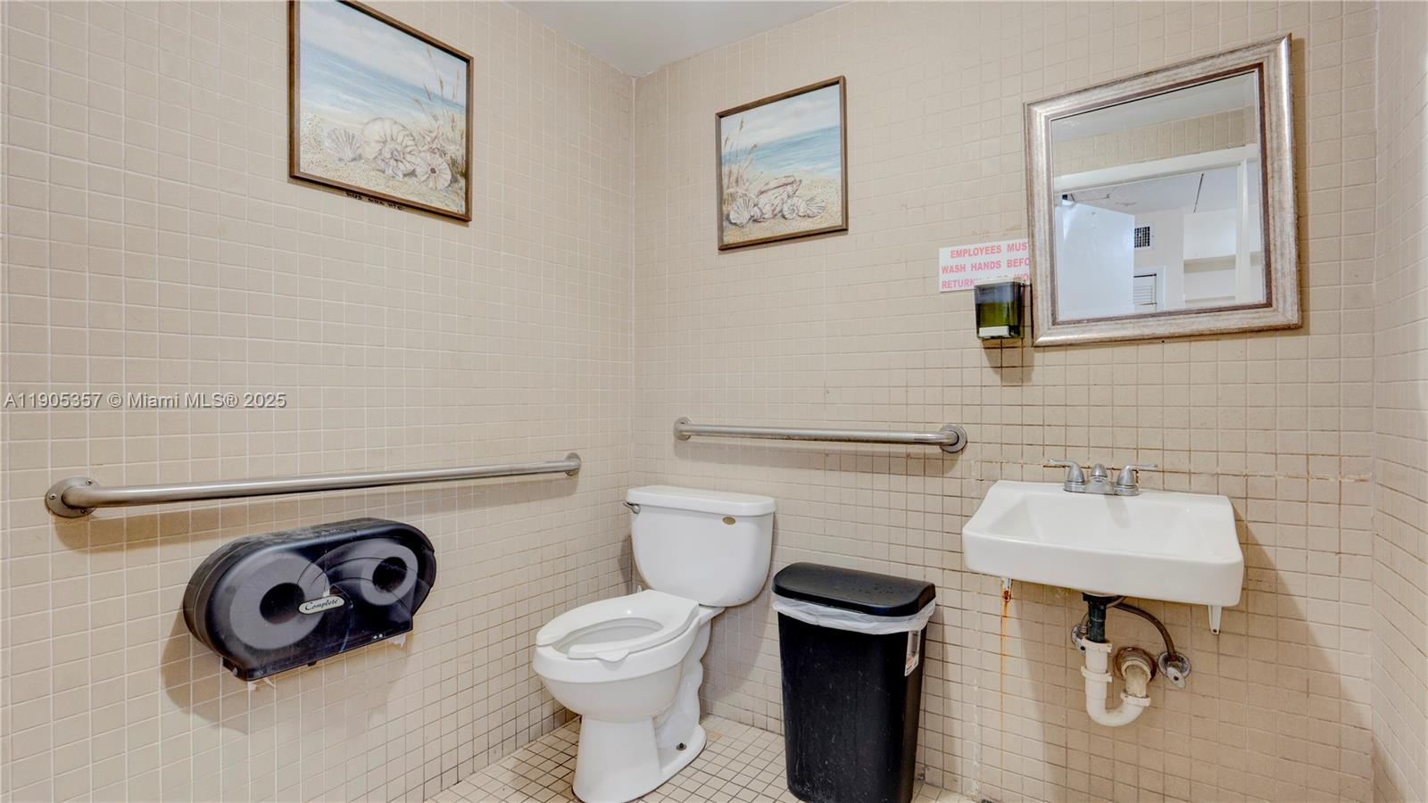 Ver detalles   /   sq. ft. $ 2025-10-30 0 foto