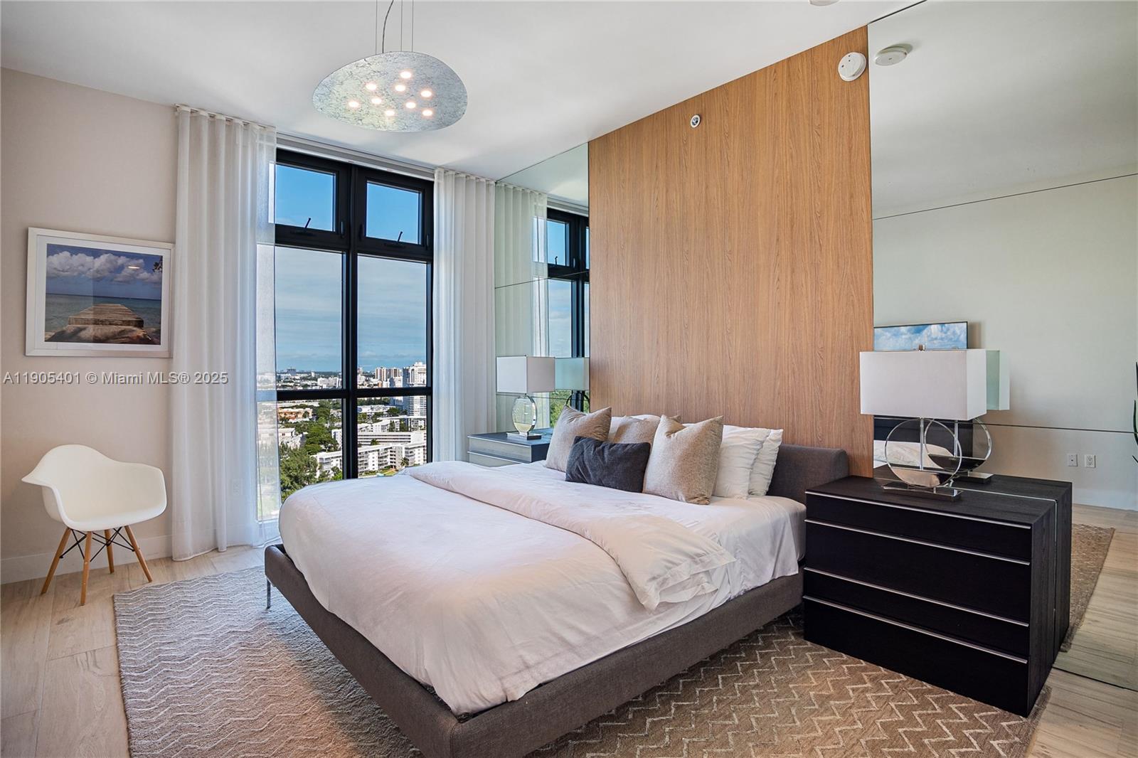 Photo of 17301 BISCAYNE BLVD #PH6, North Miami Beach, Florida, 33160 - NO. 3