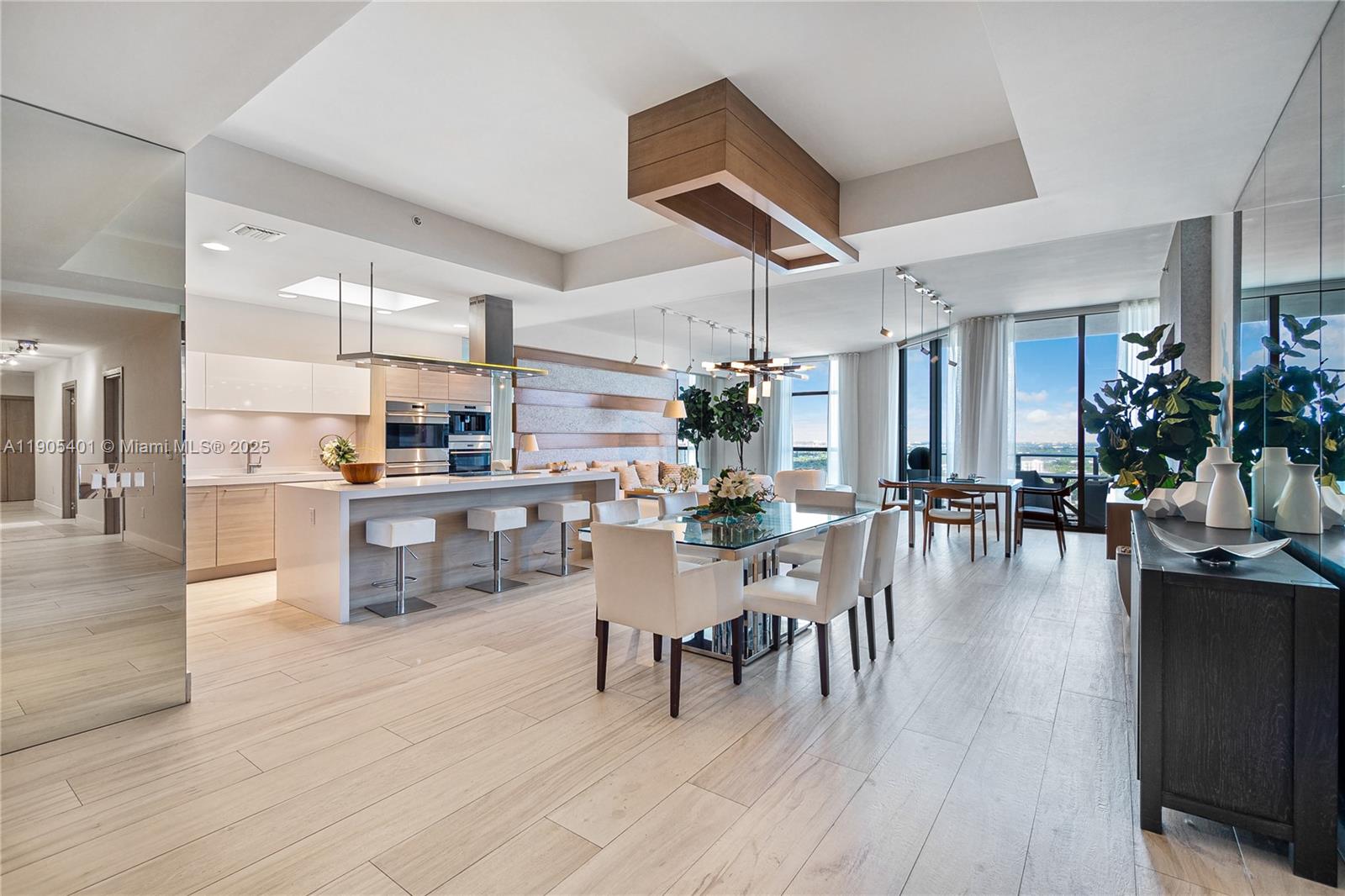 Photo of 17301 BISCAYNE BLVD #PH6, North Miami Beach, Florida, 33160 -