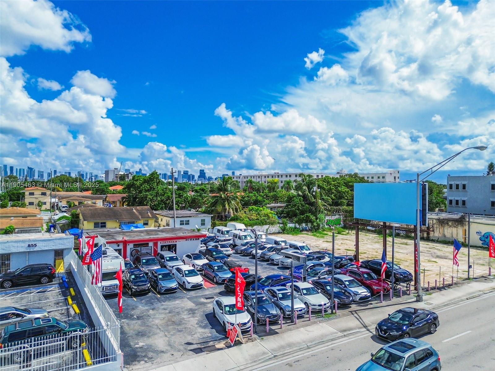 Подробнее / кв.футов $ 2025-10-30 0 Фото