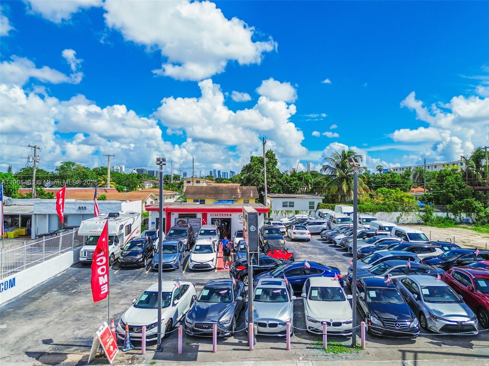 Подробнее / кв.футов $ 2025-10-30 0 Фото