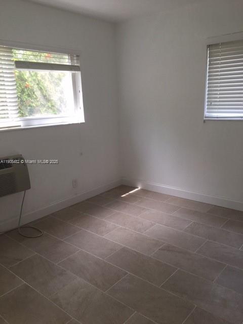 Подробнее / кв.футов $ 2025-10-30 0 Фото