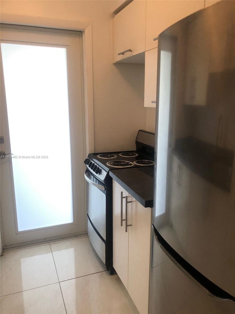 Подробнее / кв.футов $ 2025-10-30 0 Фото