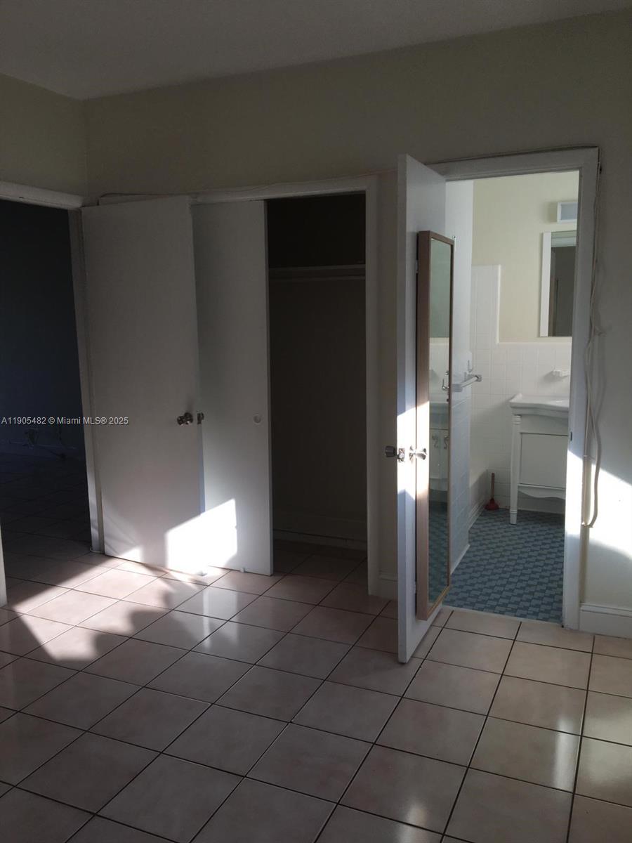 Подробнее / кв.футов $ 2025-10-30 0 Фото