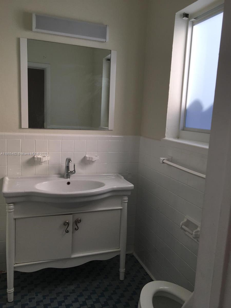 Подробнее / кв.футов $ 2025-10-30 0 Фото