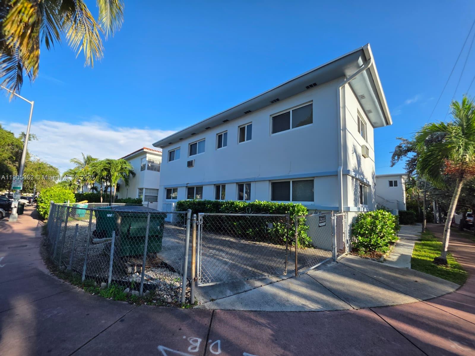 Подробнее / кв.футов $ 2025-10-30 0 Фото