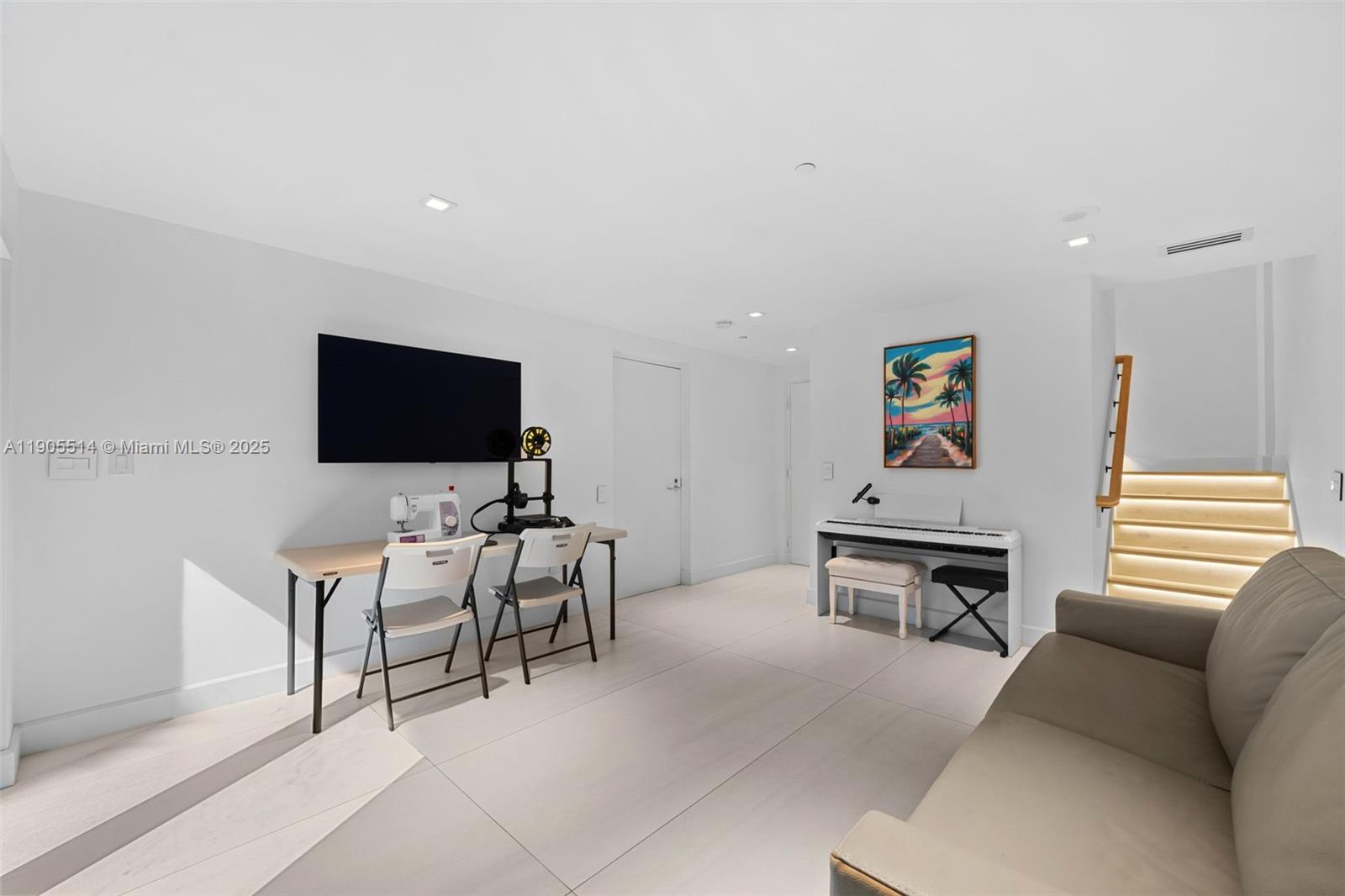 Photo of 16500 Collins Ave #TH-8, Sunny Isles Beach, Florida, 33160 -