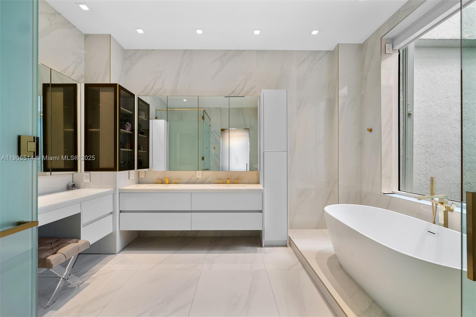 Photo of 16500 Collins Ave #TH-8, Sunny Isles Beach, Florida, 33160 -