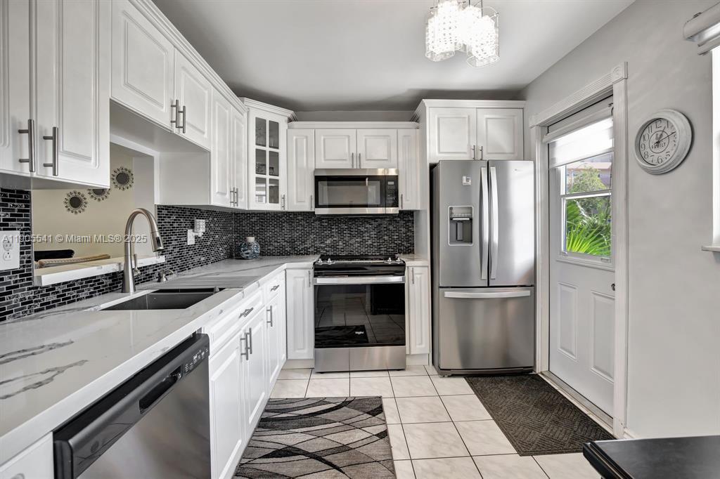 Photo of 219 14th Ave  #107, Hallandale Beach, Florida, 33009 - 