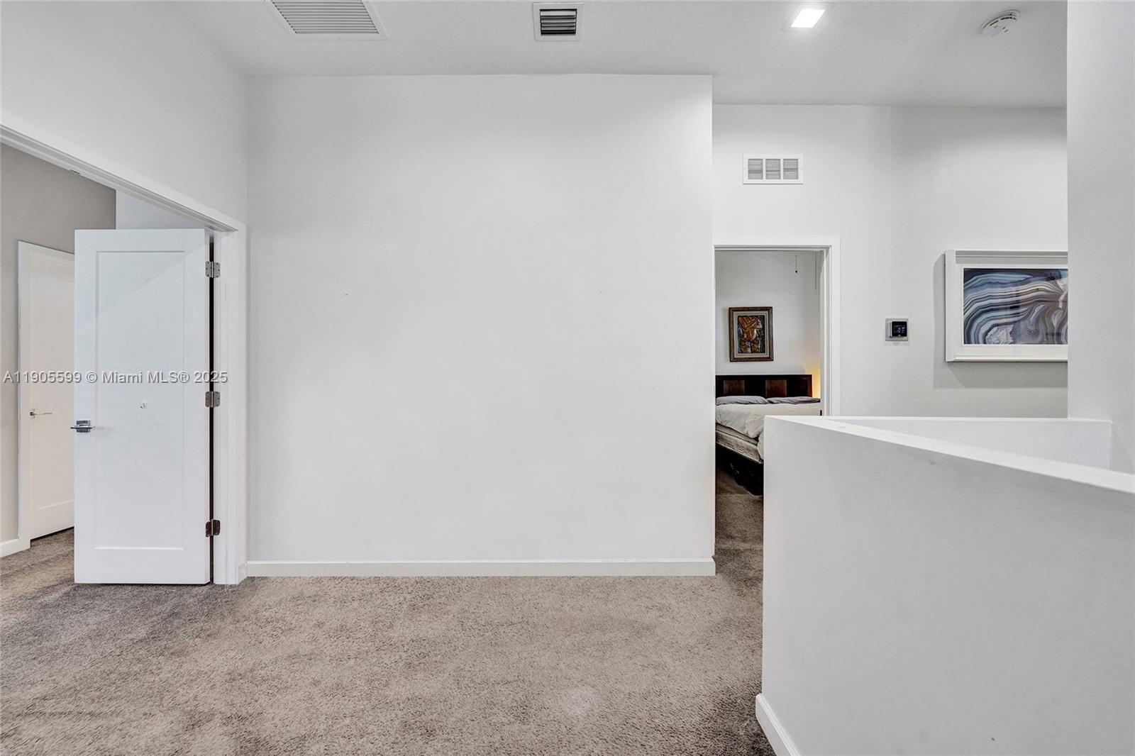 4947 3 / 3 2187 sq. ft. $ 2025-11-24 0 Photo