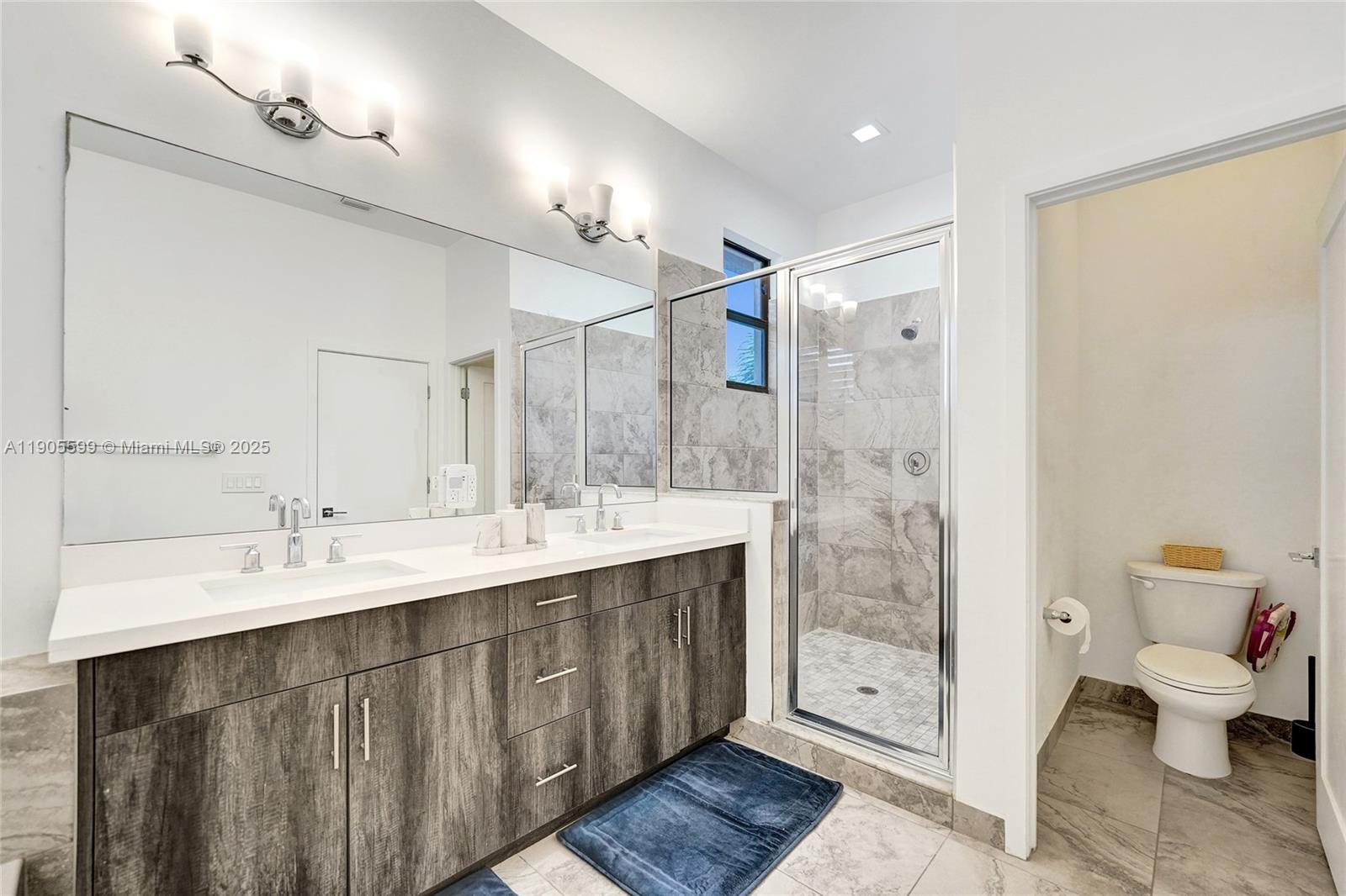 4947 3 / 3 2187 sq. ft. $ 2025-11-24 0 Photo