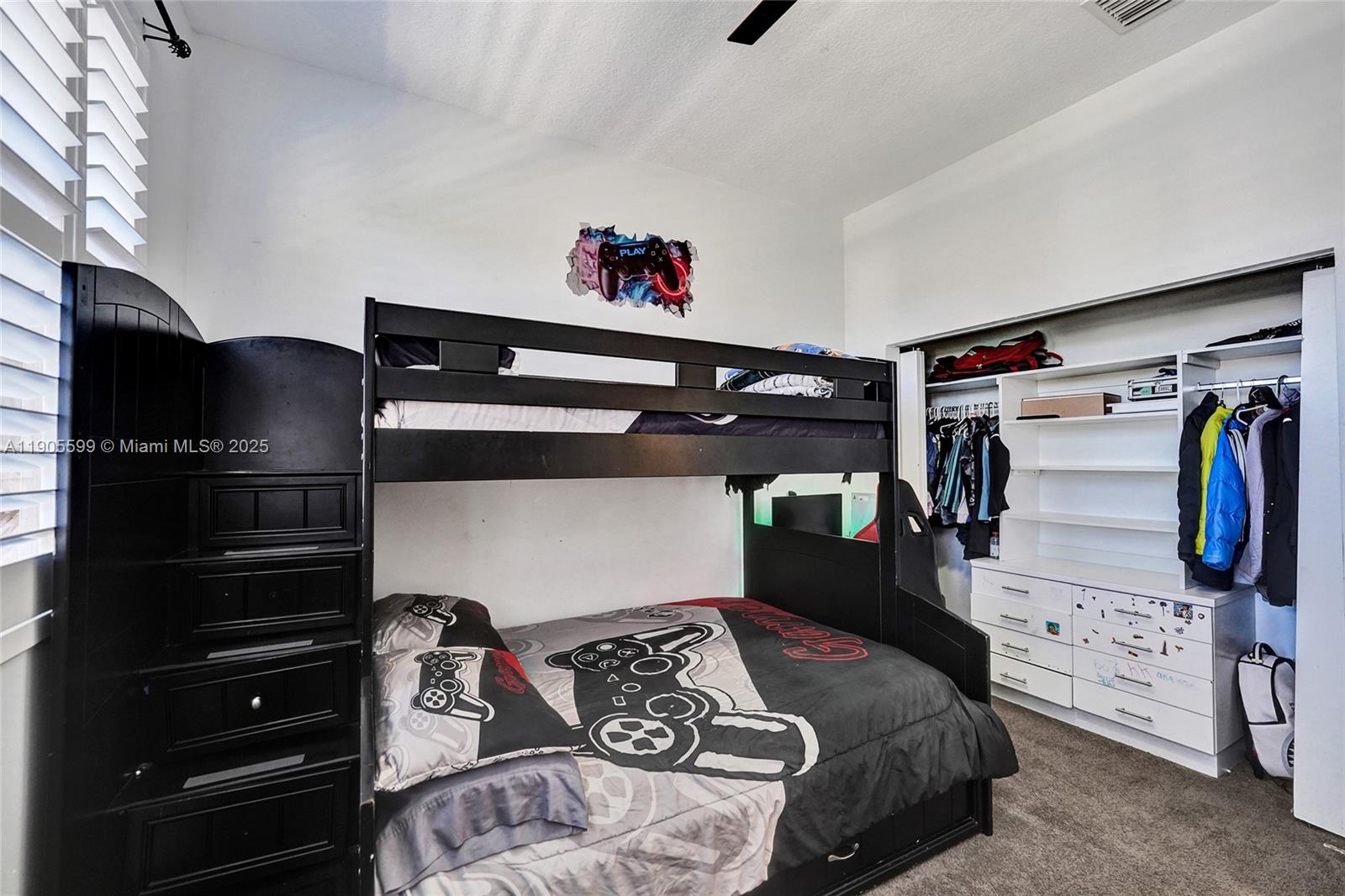 4947 3 / 3 2187 sq. ft. $ 2025-11-24 0 Photo