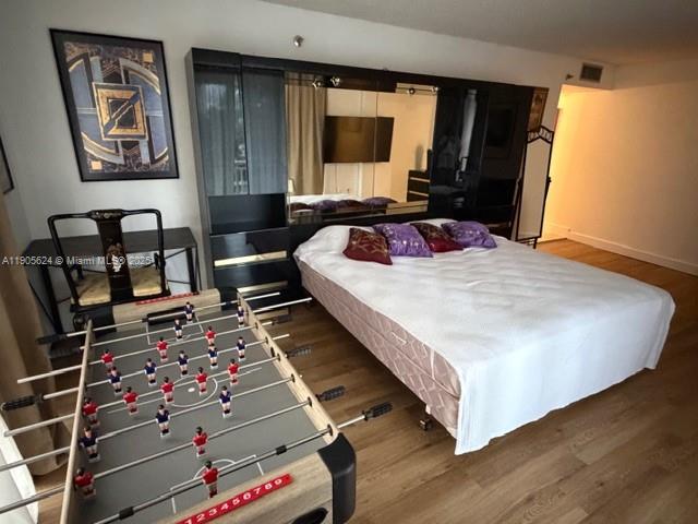 See details 301 2 / 2 1502 sq. ft. $ 2025-10-30 0 Photo