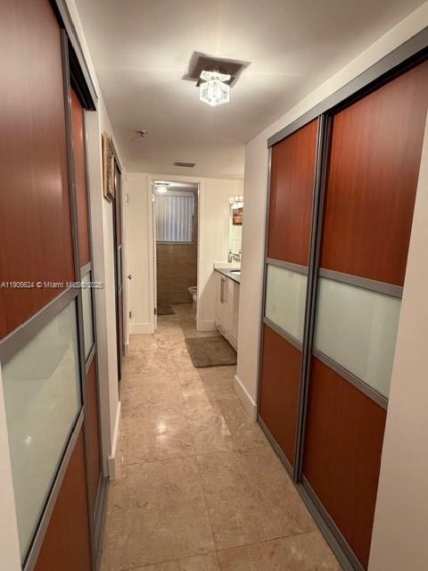 See details 301 2 / 2 1502 sq. ft. $ 2025-10-30 0 Photo