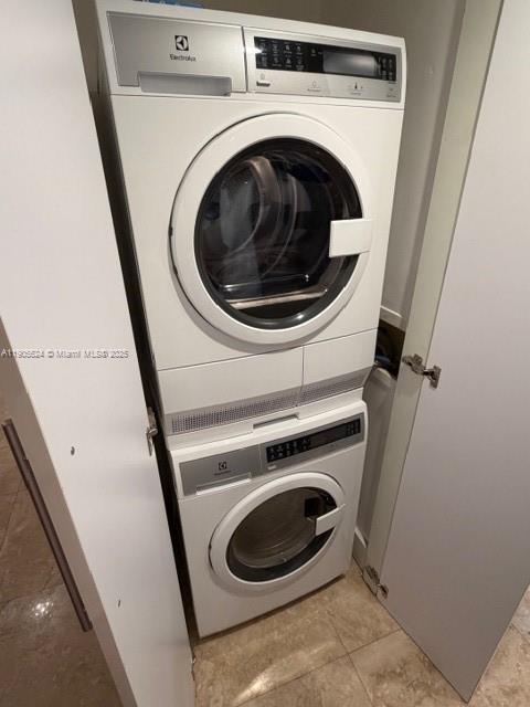 See details 301 2 / 2 1502 sq. ft. $ 2025-10-30 0 Photo